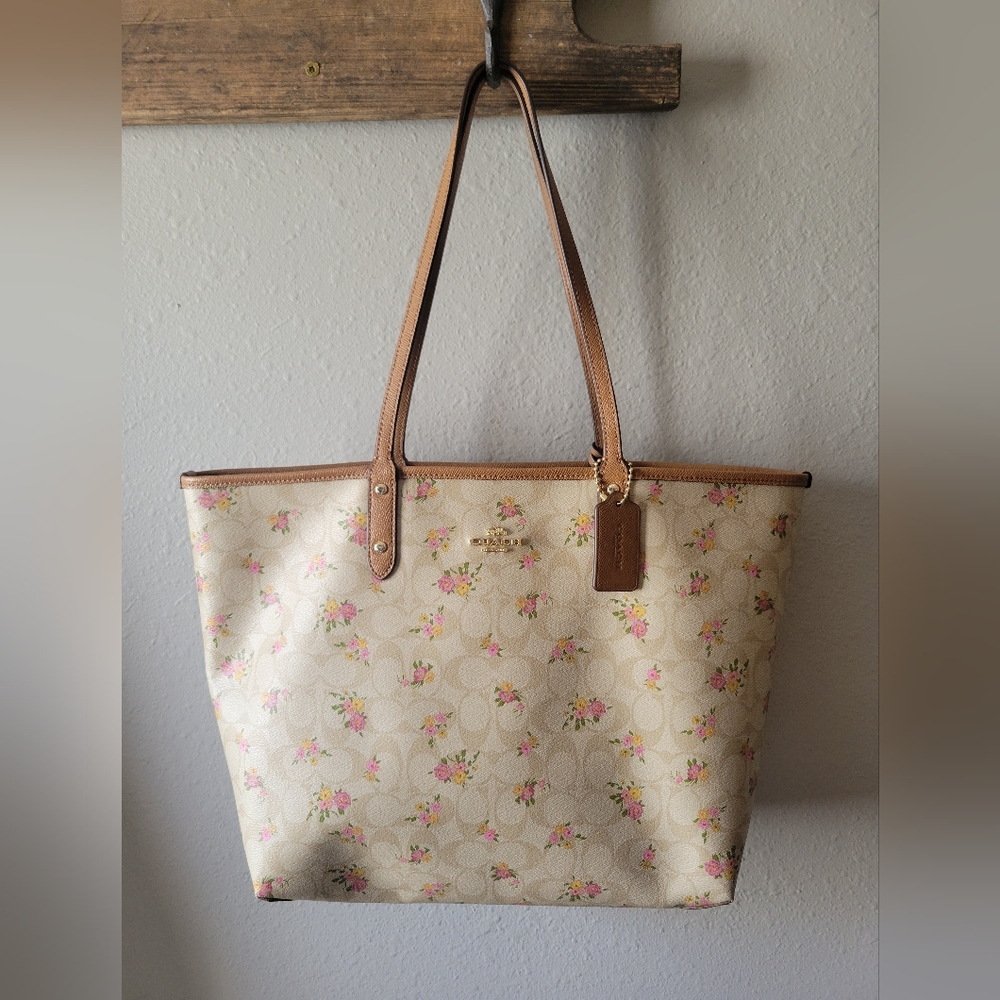 Coach Tote
